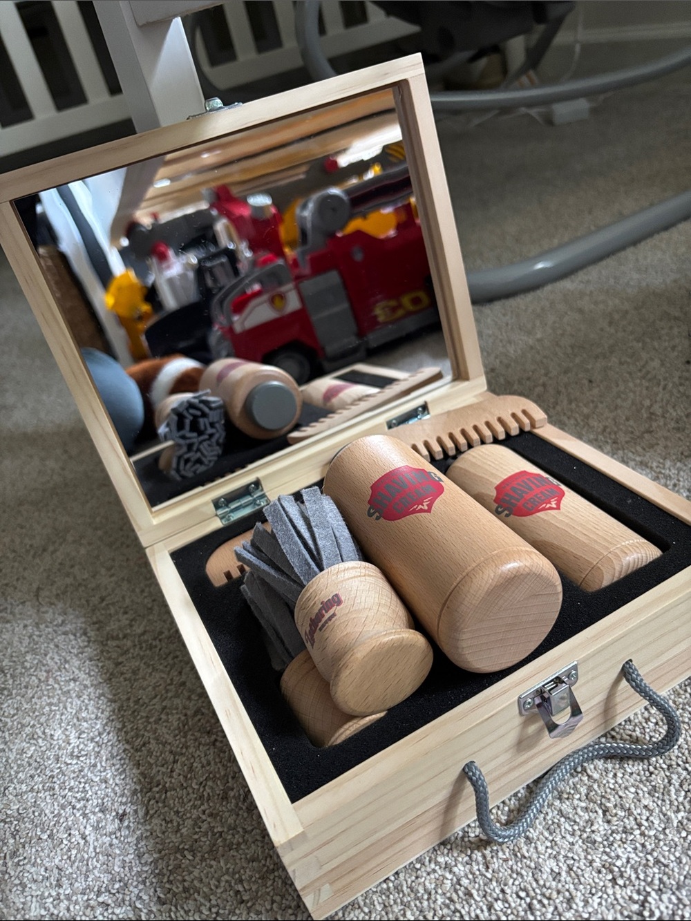 Retired Wooden Hearth & Hand Shaving Kit with extra pieces - Picture 3 of 12